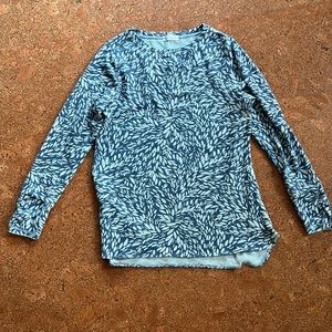 Fun, Funky and Lightweight Sweater (L)